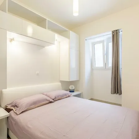 Delux Apartamento